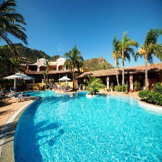Hotel Cruccuris Resort