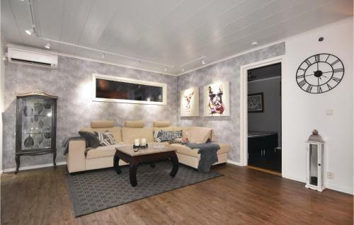 Holiday Home H�kerum With Sea View IX