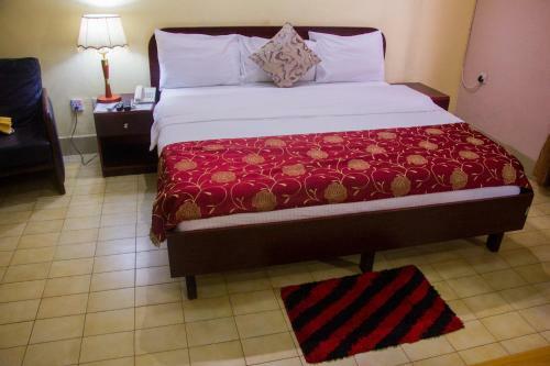 Hotel Deen Apartment Services