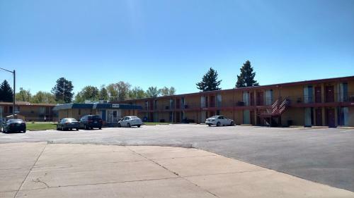 Essex House Motel