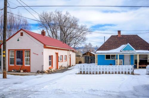 Unwind House