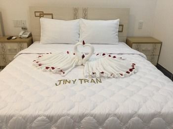 Jiny Tran Hotel