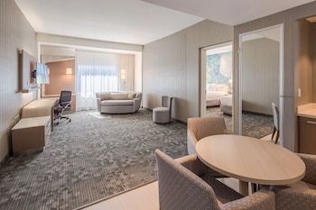 Hotel Courtyard By Marriott Chihuahua