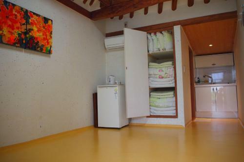 Hostal Floral Space Hanok Guesthouse