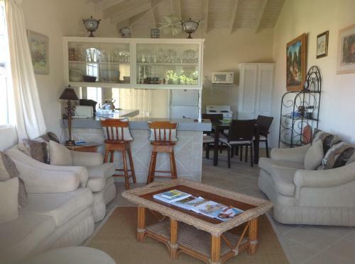 Luxury Apartment Near Beach