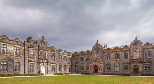 Auld Leigh-lann Apartments