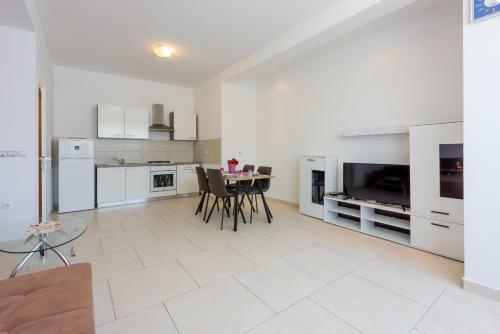 Apartments Antonija