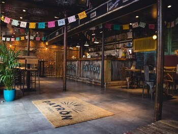 El Patron Hotel