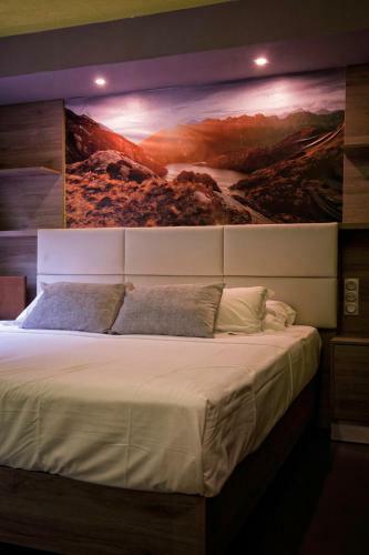 Hotel H�tel La Rocade