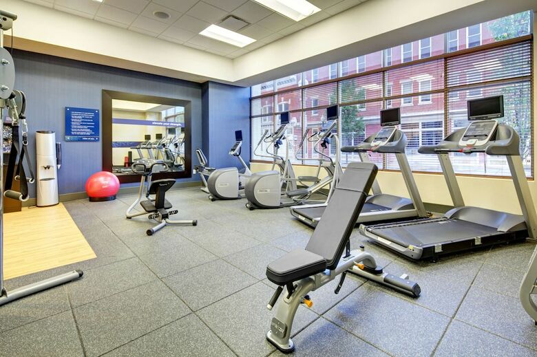 Hotel Hampton Inn And Suites Roanoke-downtown, Va