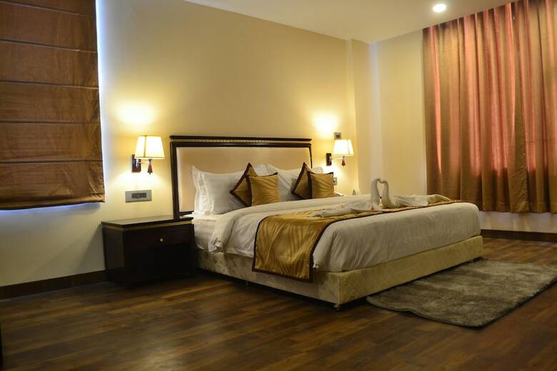 Hotel The Legend