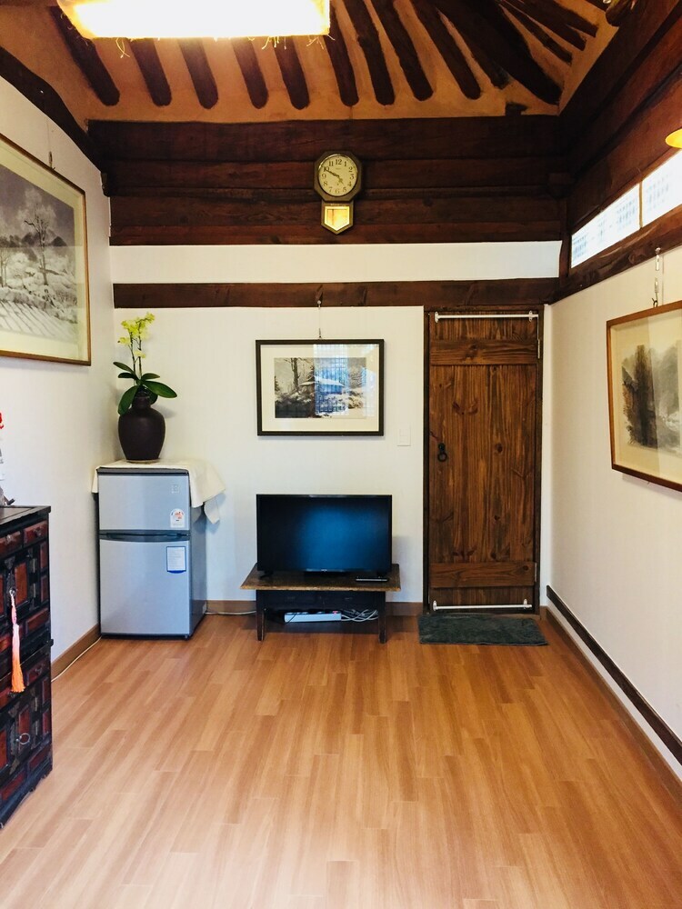 Hostal Gyodong-salrae