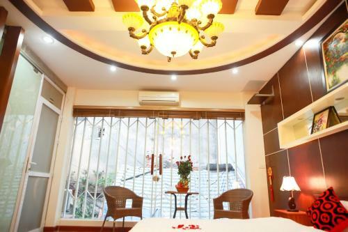 Advisor Family Homestay