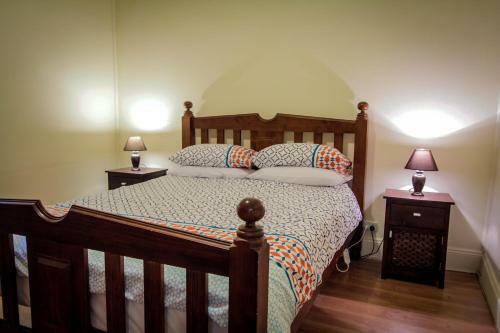 Heather's Mica Cottage