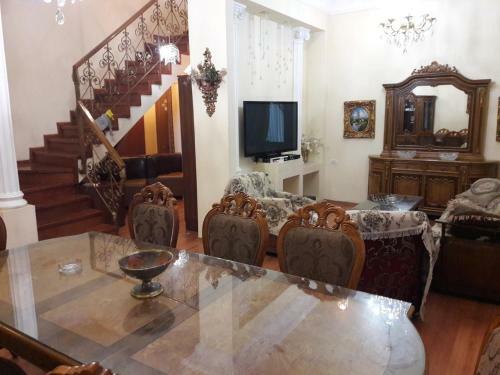 Apartamento 28 Maj Street Neft Akademia