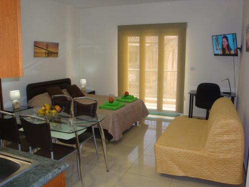 New City Center Luxury Apartment