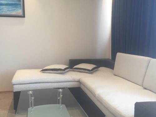 Golden Sea View Apartments