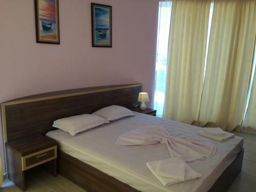 Golden Sea View Apartments