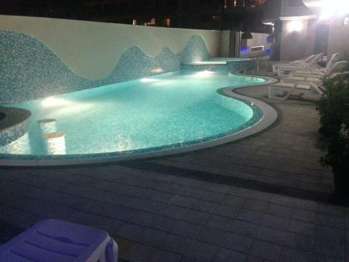 Golden Sea View Apartments