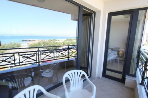 Golden Sea View Apartments