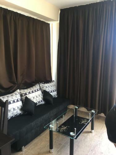 Golden Sea View Apartments