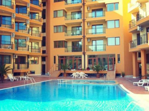 Bulgarienhus Amadeus 5 Apartments