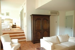Hotel Ostape