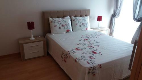 Apartamento Novo Com Piscina Olh�o