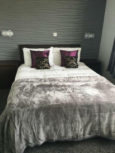 Highgate Inn Hotel
