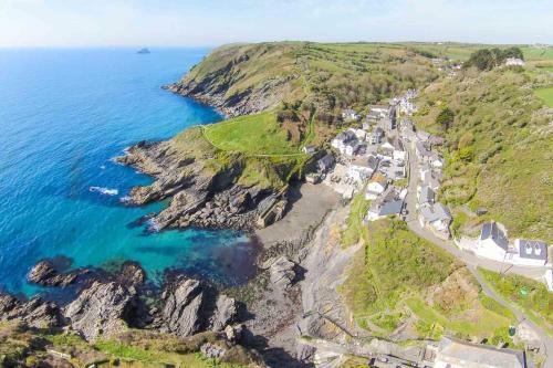 The Portloe Boathouse