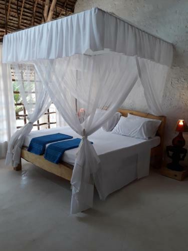 Albergue Merry Crab Beach Hotel