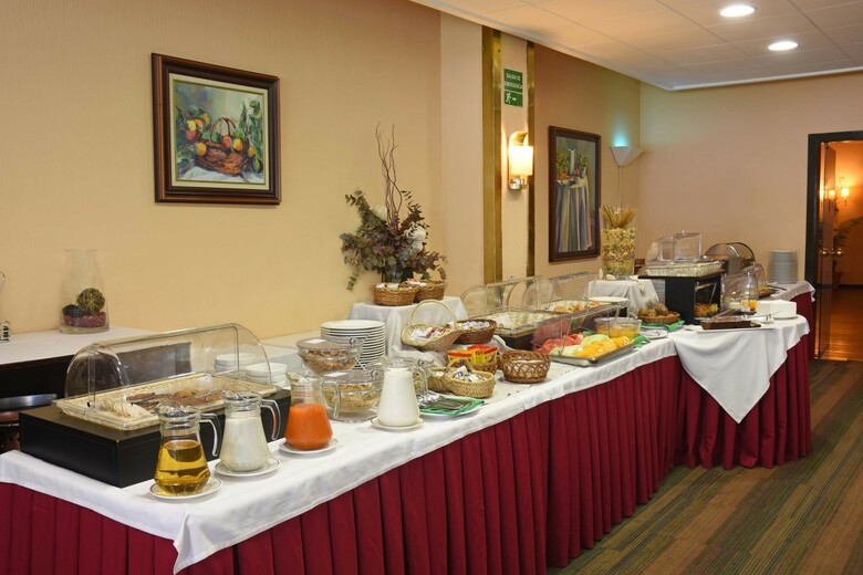 Hotel Rvhotels Tuca