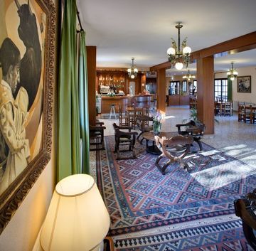 Hotel Mora