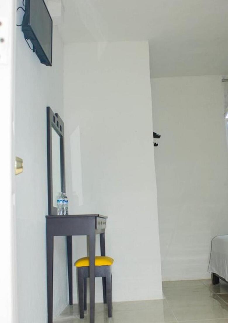 Rosvel Hotel