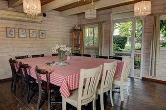 Bed & Breakfast The White Cabins - Home