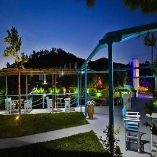 Nefeli Luxury Villas