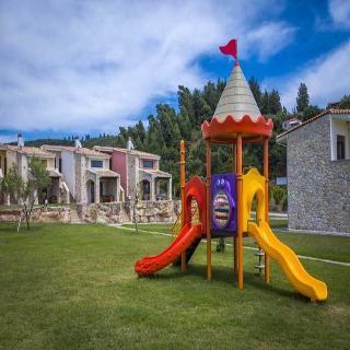Nefeli Luxury Villas