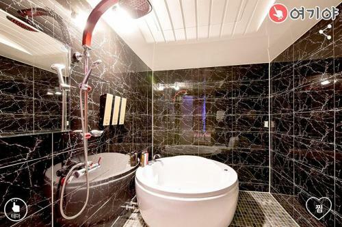 Jinju Gng Motel