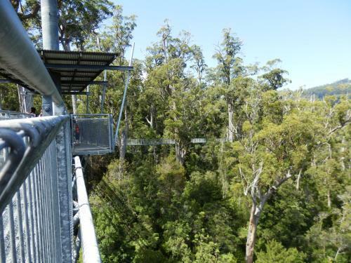 Albergue Tahune Airwalk Lodge