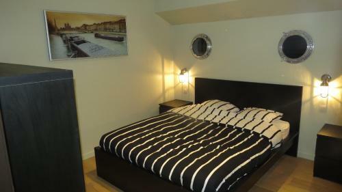 Bed In Boat