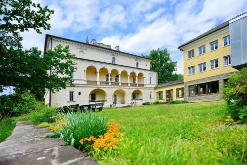 Hotel Bildungshaus Schloss Krastowitz