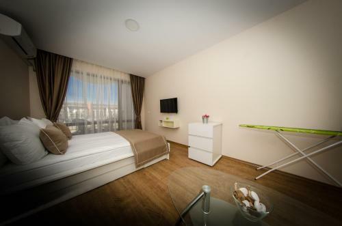 Hotel Premier Fort Cuisine - Full Board