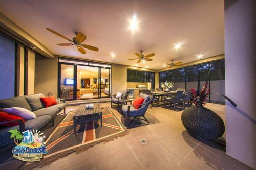 Holiday Home Grandeur On Bay Three