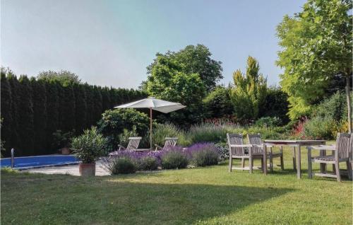 Apartment Zabreh With A Hot Tub 08