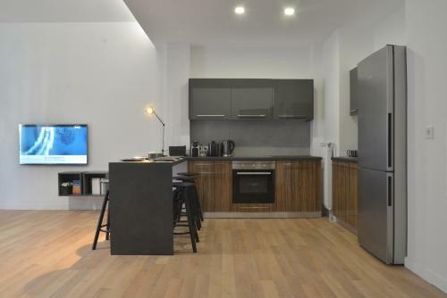 Trendy Olympic Stadium Apartments