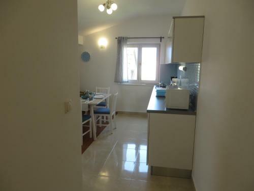 Filipovic Apartments With Pool