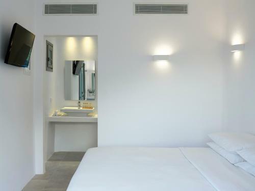 Aurora Luxury Hotel & Spa Private Beach