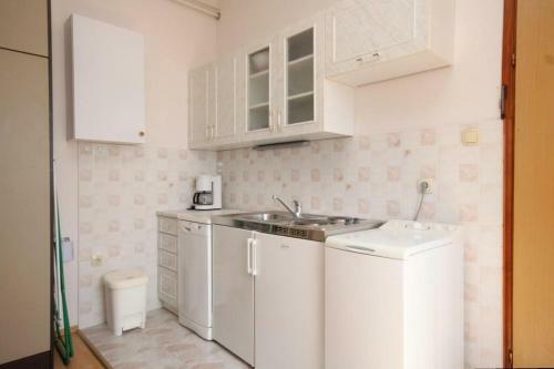 Apartment Opatija - Pobri 7813a