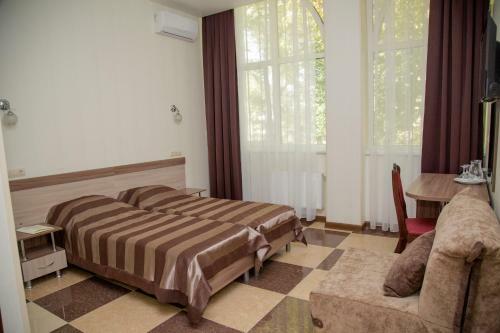 Hotel Festivalniy