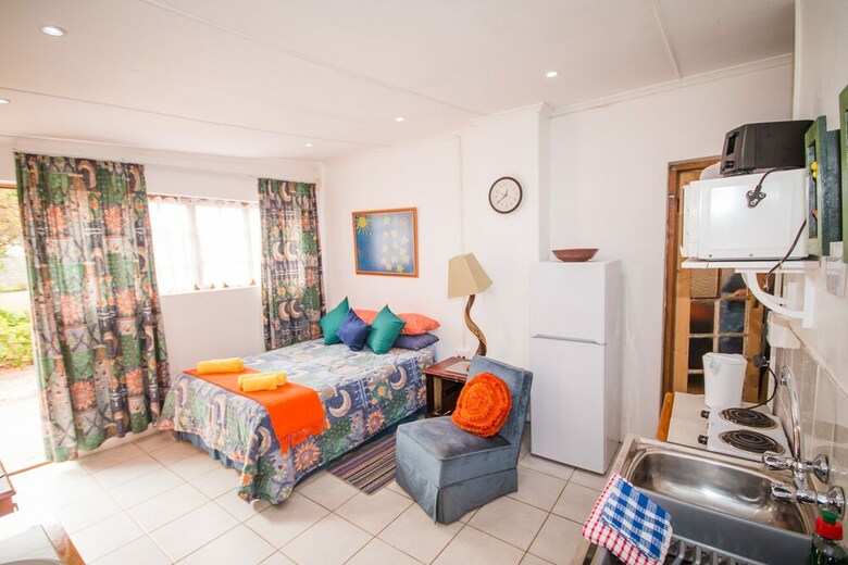 Hostal Addo Self Catering